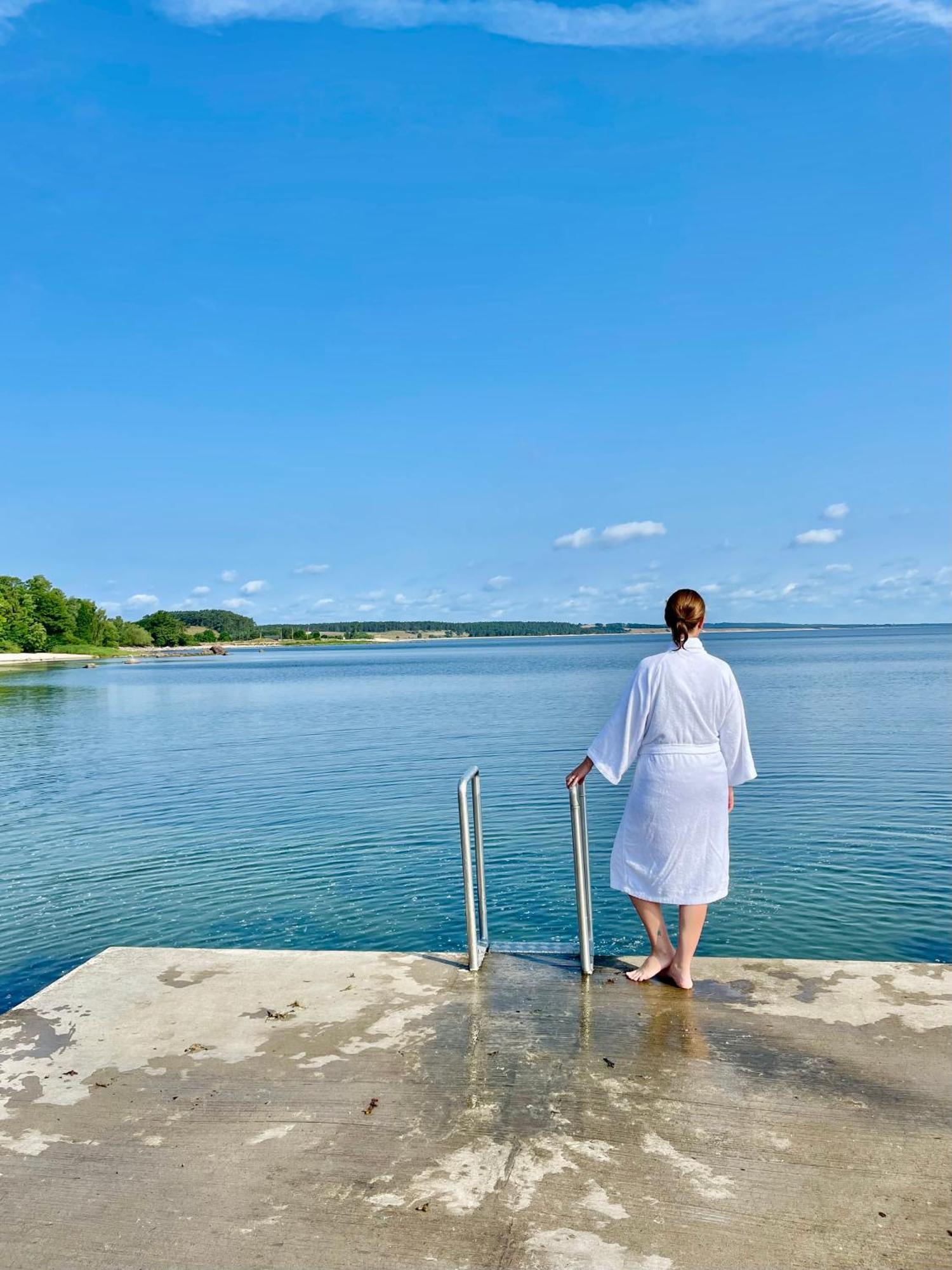 Kivikstrand Badhotell ภายนอก รูปภาพ
