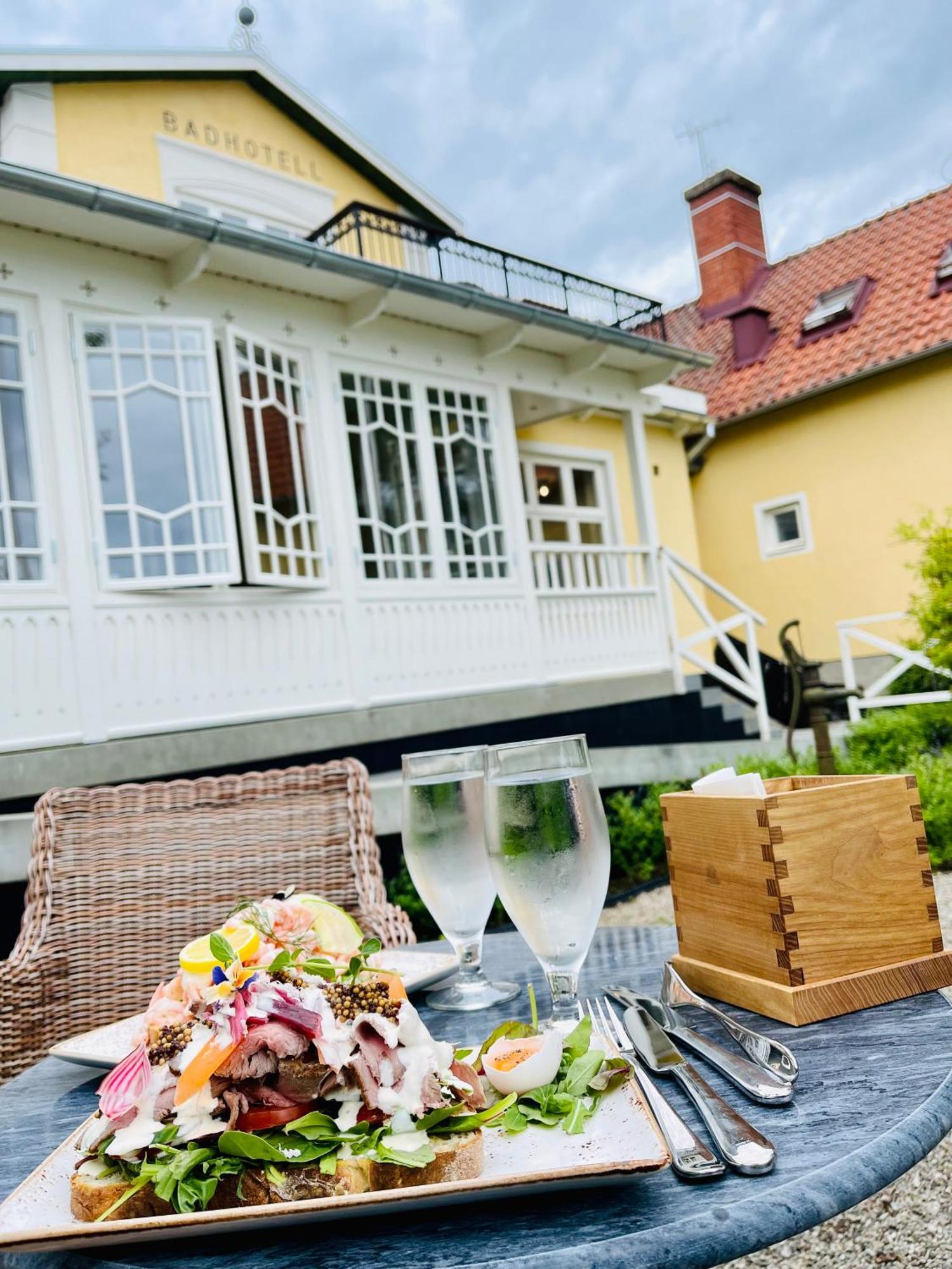 Kivikstrand Badhotell ภายนอก รูปภาพ